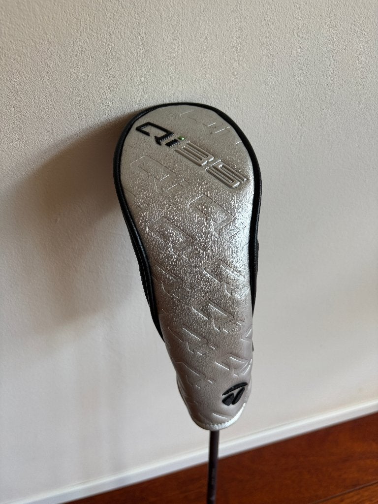 TaylorMade Qi135 Max Hybrid 5 (Regular), Sport en Fitness, Ophalen of Verzenden, Zo goed als nieuw, Club, Overige merken