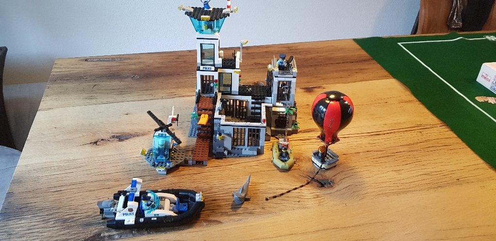 Lego 60130 - City Gevangeniseiland, City, Lego, Ophalen of Verzenden, Zo goed als nieuw