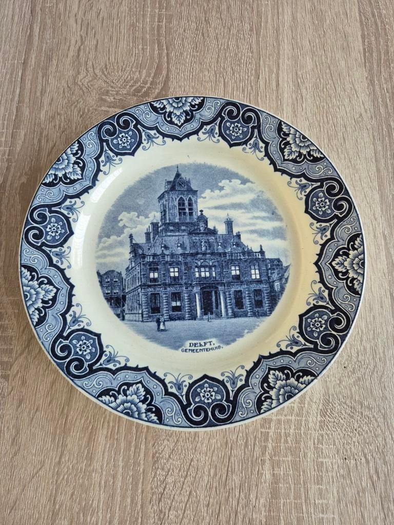 Mooi bord van Delft Stadhuis - Maastricht, Ophalen