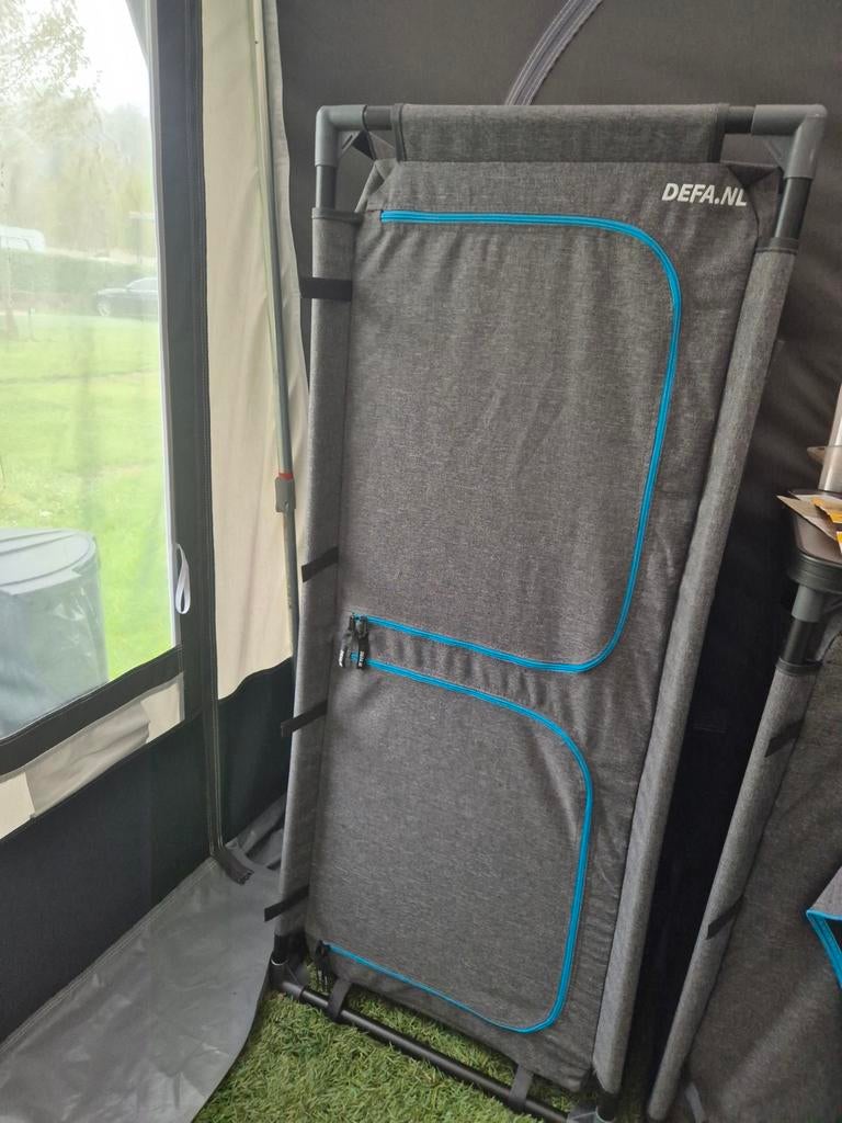 DEFA Campingkast - Opvouwbaar met 4 planken, Ophalen of Verzenden, Zo goed als nieuw, Campingkast
