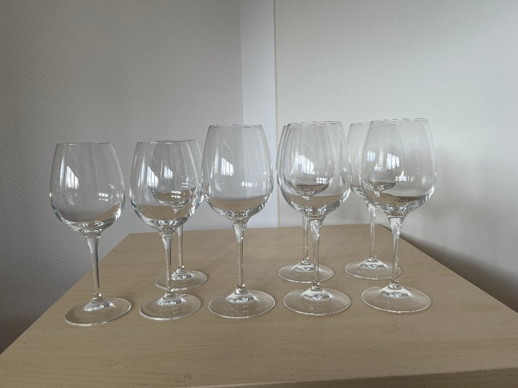 8 Nieuwe kristallen moderne wijnglazen, Huis en Inrichting, Ophalen, Glas of Glazen, Nieuw, Glas