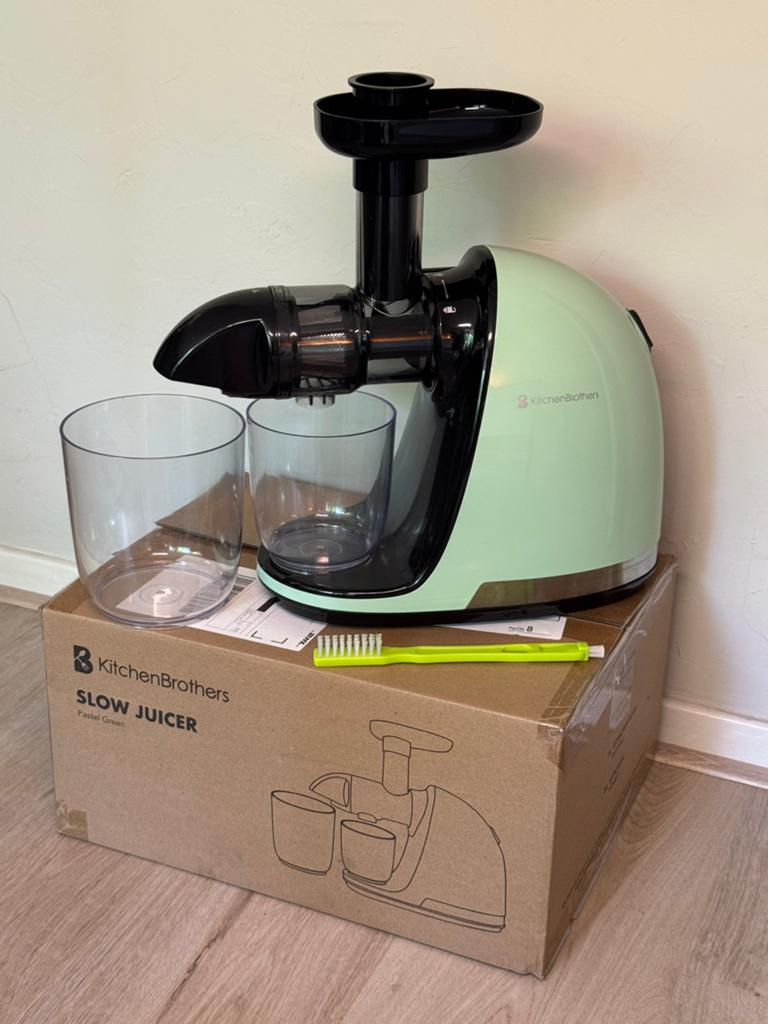 KitchenBrothers Slow Juicer, Witgoed en Apparatuur, Ophalen, Zo goed als nieuw, Elektrisch, Slowjuicer