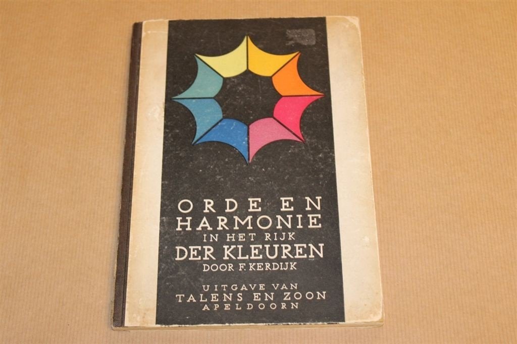 Orde en Harmonie in het Rijk der Kleuren - Talens & Zn 1927, Ophalen of Verzenden, Zo goed als nieuw