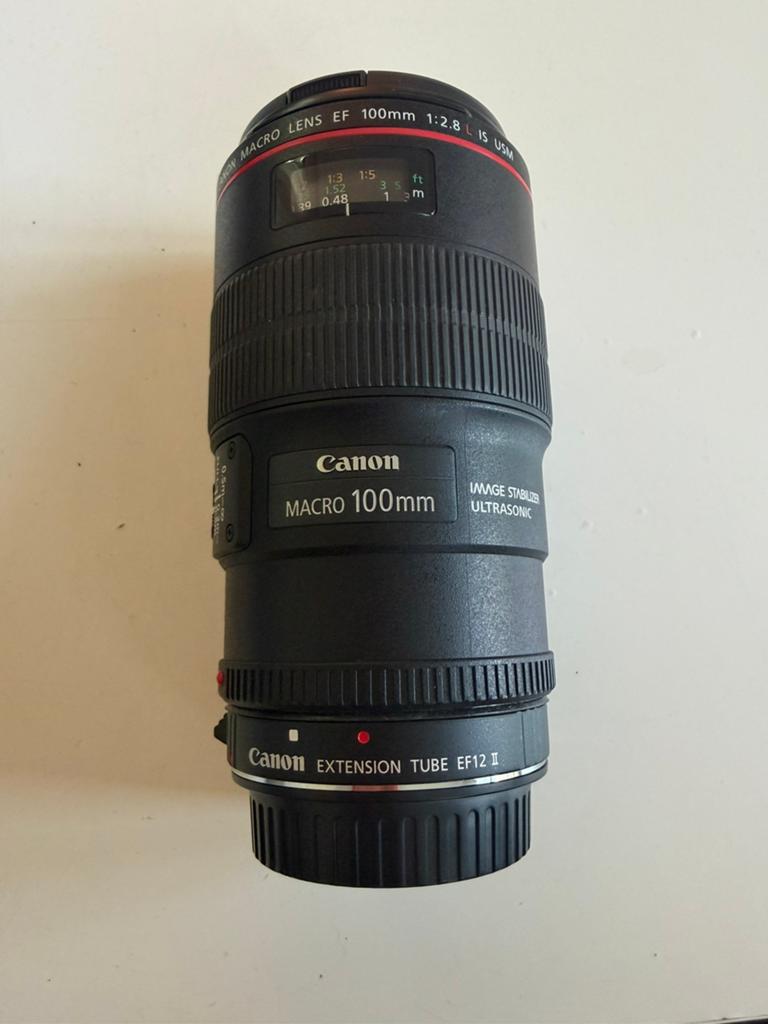 ** Canon EF 100mm Macro f/2.8 L IS USM **, Ophalen of Verzenden, Zo goed als nieuw, Macrolens