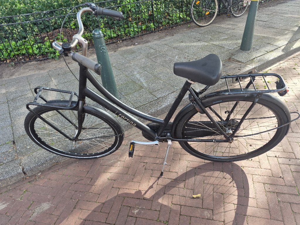 Zwarte Cortina U4 transportfiets 28 inch. 57 cm, Terugtraprem, Gebruikt, Versnellingen, 56 cm of meer