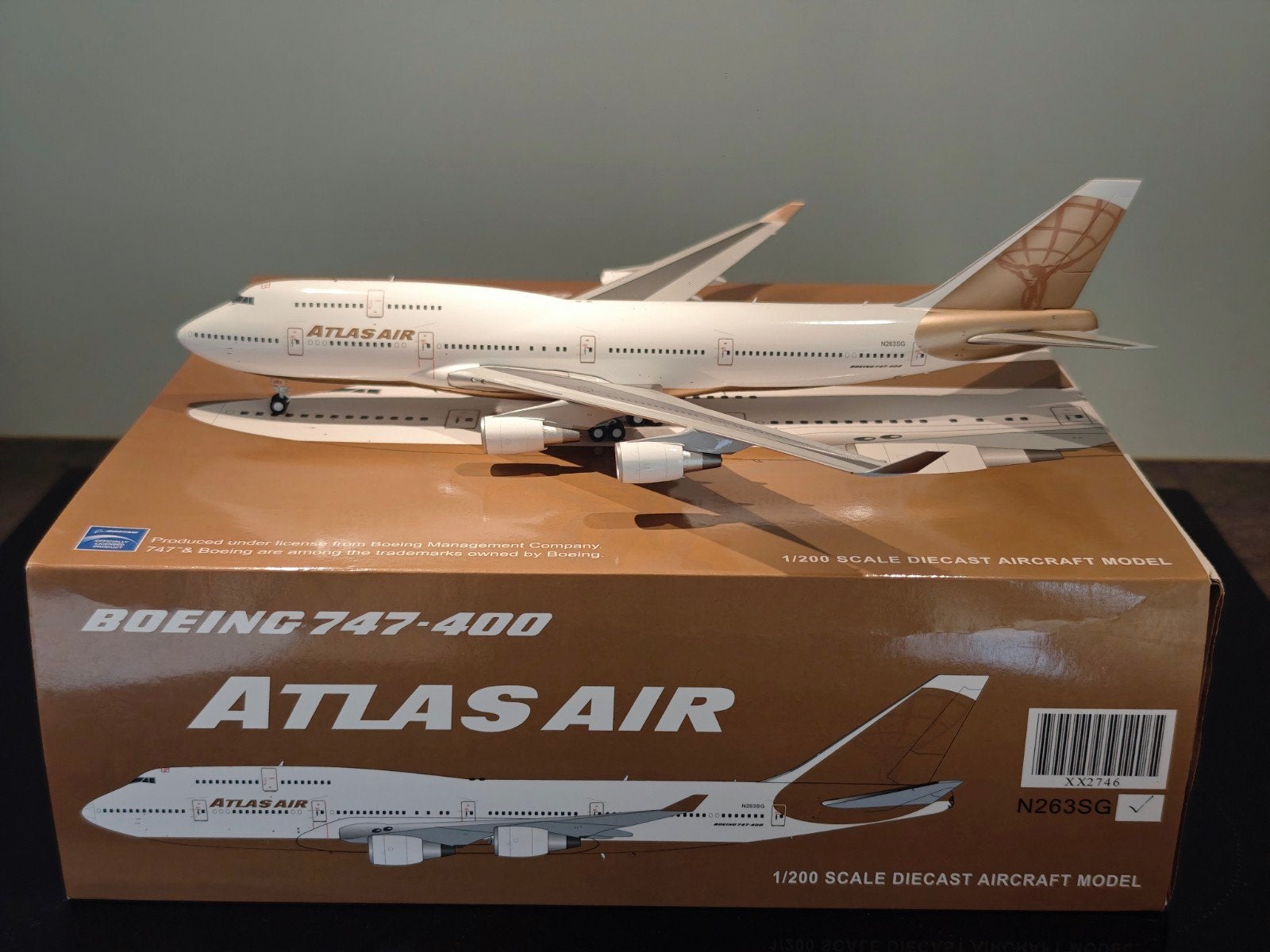 Jc Wings 1:200 Atlas Air 747-400, Hobby en Vrije tijd, Modelbouw | Vliegtuigen en Helikopters, Ophalen of Verzenden, Zo goed als nieuw