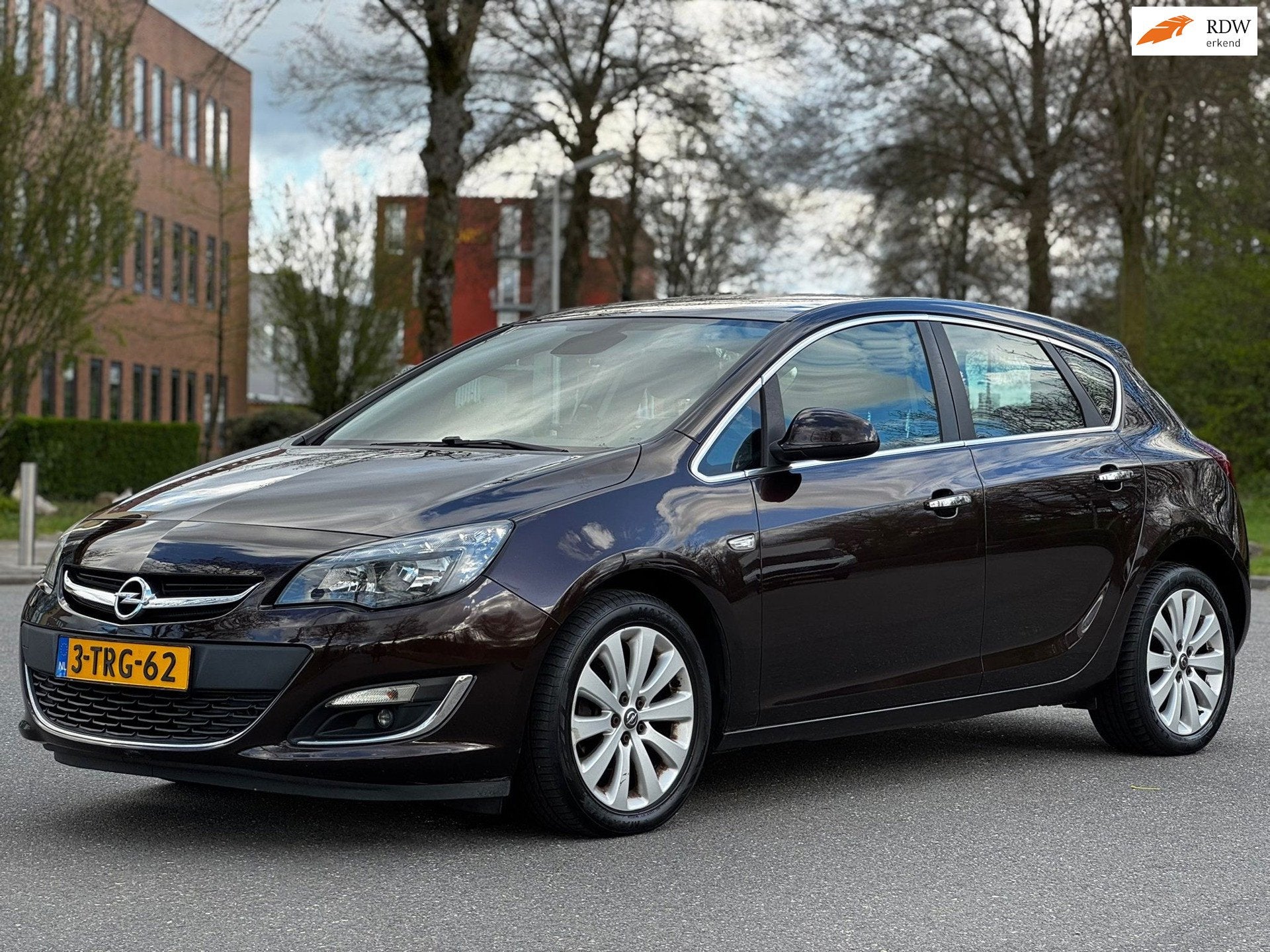 Opel Astra 1.4 Turbo Design Edition|halfleder|cruise|airco|5, Euro 5, Gebruikt, 680 kg, 4 cilinders