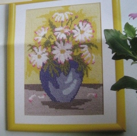Borduurpatroon  Bloemen in vaas  nr 1814 do, Verzenden, Nieuw, Handborduren, Patroon