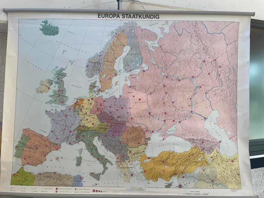 Wandkaart Europa Staatkundig, Antiek en Kunst, Antiek | Schoolplaten, Aardrijkskunde, Ophalen of Verzenden