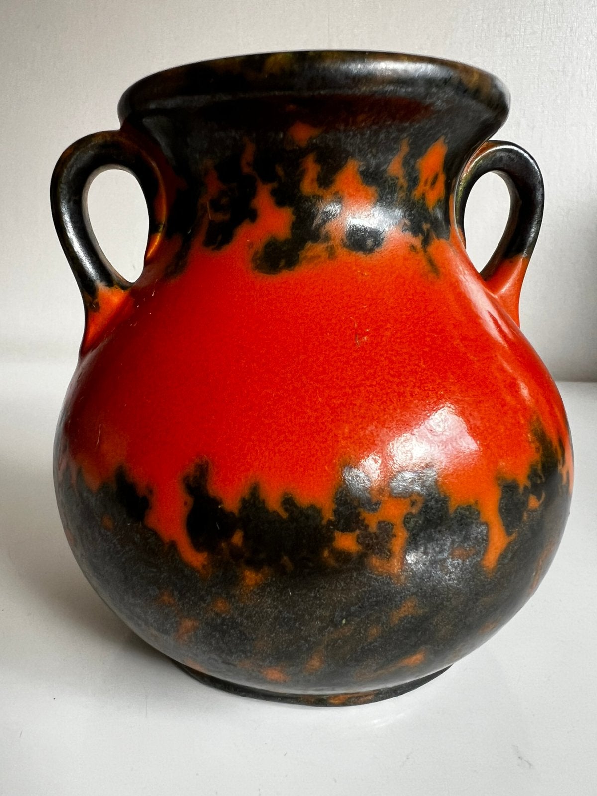 Art Deco Arnhemsche Fayence Vaas Oranje Plateel jaren 20, Antiek en Kunst, Ophalen of Verzenden
