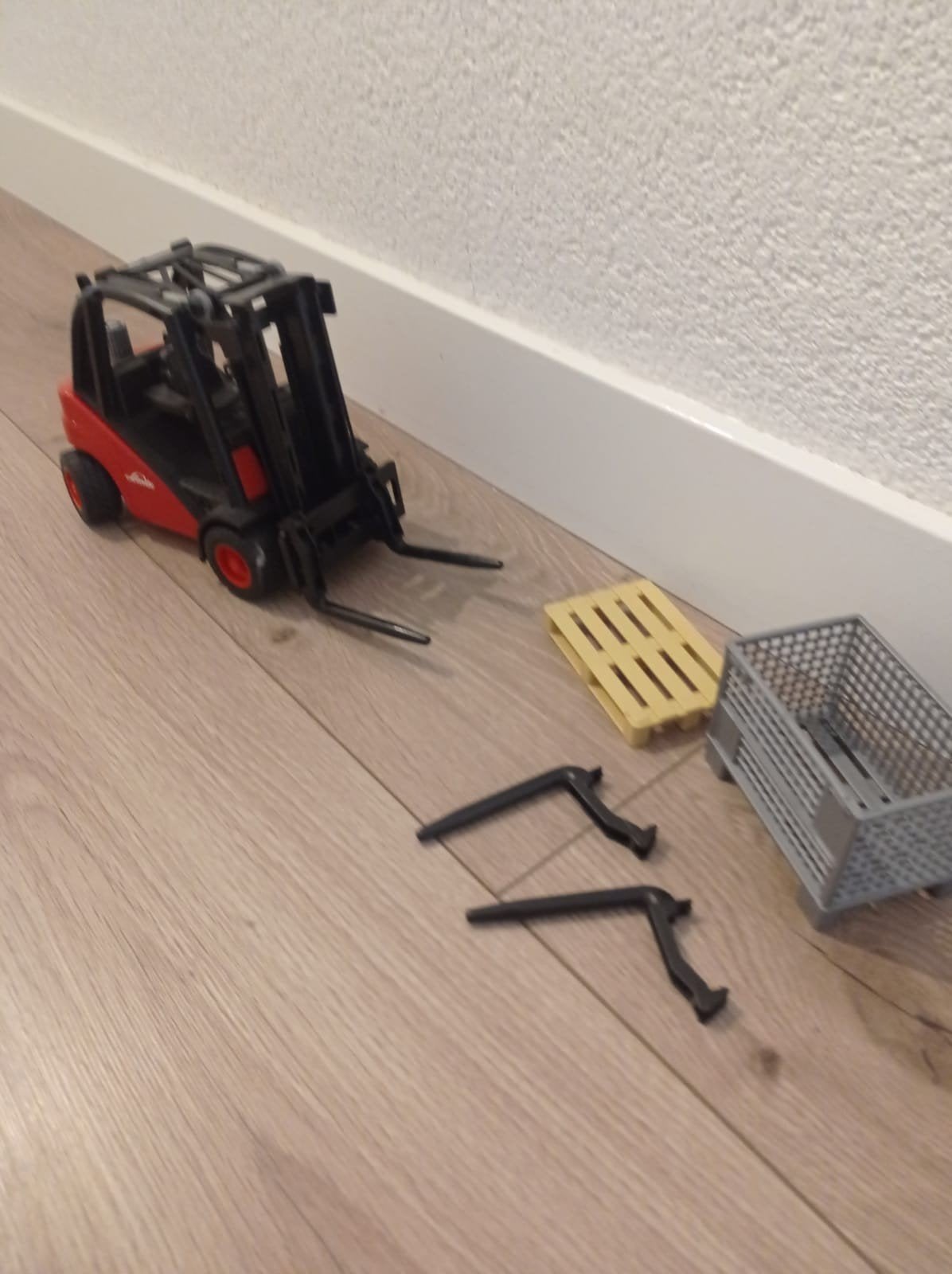Linde Vorkheftruck Speelgoedmodel met Accessoires, Ophalen of Verzenden, Zo goed als nieuw