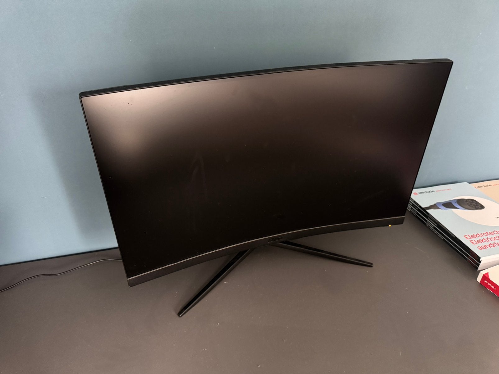 Msi monitor 27 inc, VA, Zo goed als nieuw, DisplayPort, Ophalen