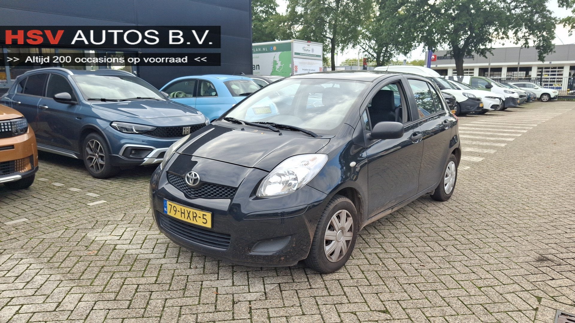 Toyota Yaris 1.0 VVTi Acces 4-deurs org NL, Voorwielaandrijving, 750 kg, Zwart, Bedrijf