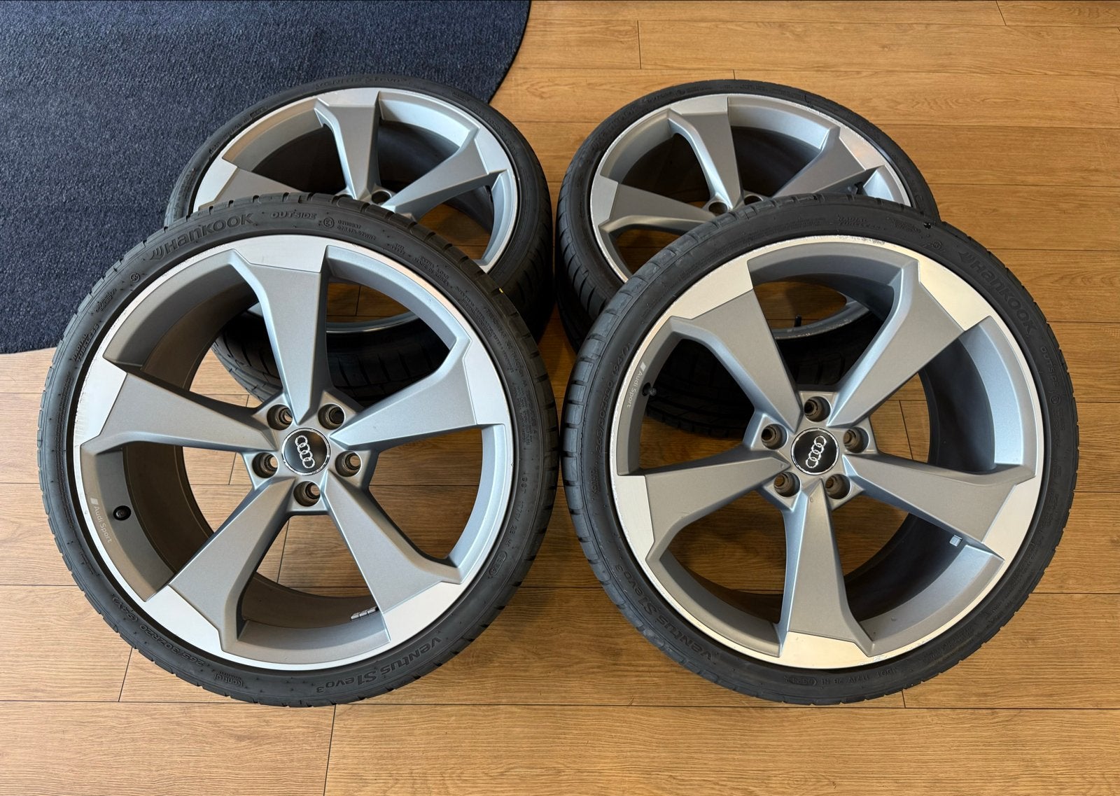 Audi Sport 20 inch velgen met Hankook zomerbanden, Ophalen, Gebruikt, 265 mm, Banden en Velgen