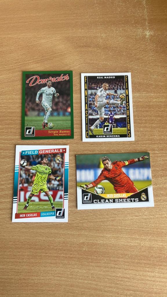Real madrid panini, Verzamelen, Sportartikelen en Voetbal, Ophalen of Verzenden, Zo goed als nieuw, Buitenlandse clubs, Poster, Plaatje of Sticker