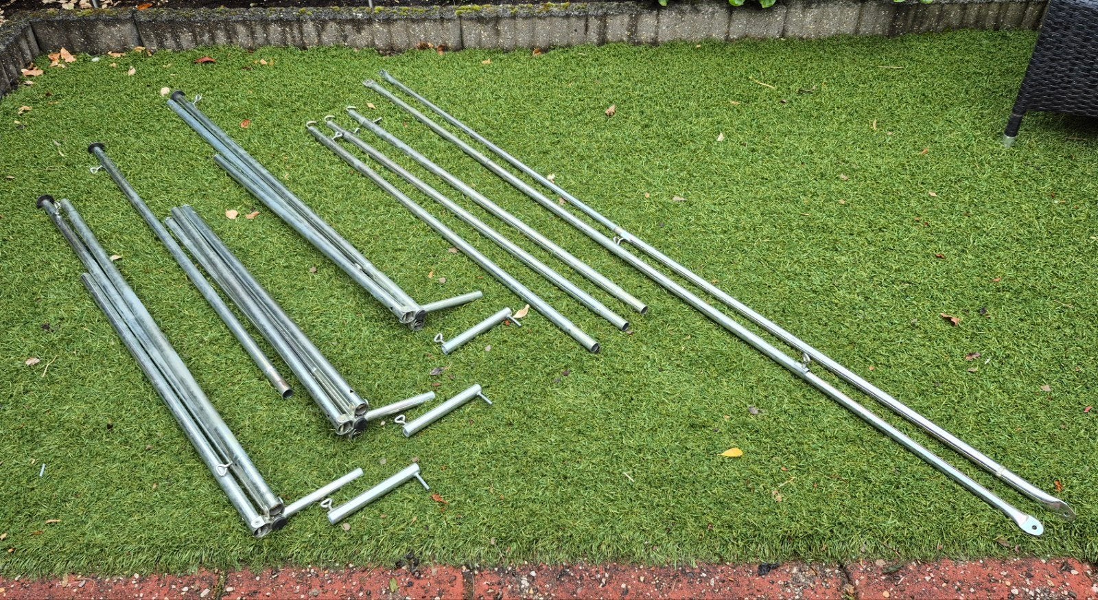 Stalen voortent frame, Ophalen