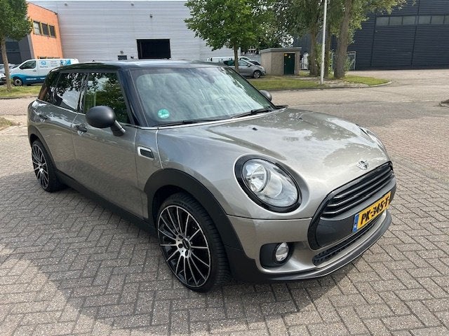 MINI Clubman 1.5 One Business NAVI CRUISE CLIMA BLUETH, Auto's, Mini, Stof, Gebruikt, Handgeschakeld, 3 cilinders