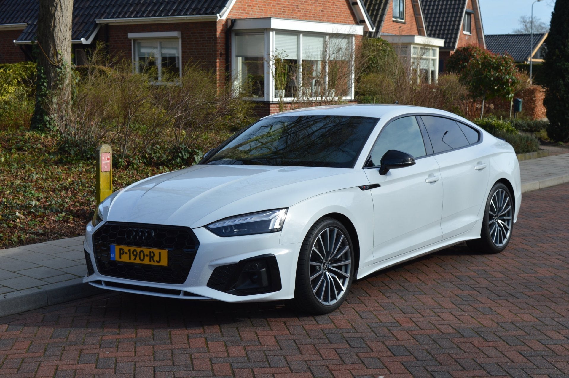 Audi A5 Sportback 35 TFSI S edition Competition Org NL/55dkm, Gebruikt, 4 cilinders, Leder en Stof, Wit