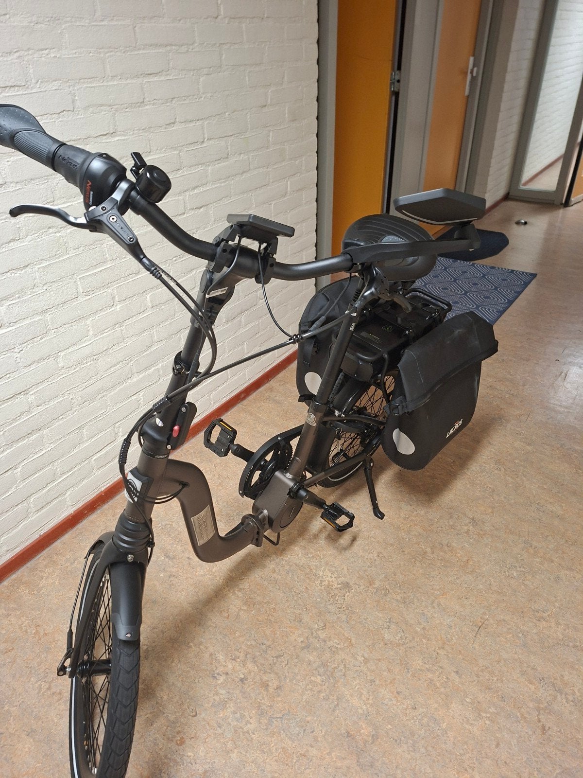 Comfortabele Sketch Nestor e-bike met fietstassen, Fietsen en Brommers, Elektrische fietsen, Overige merken, Ophalen of Verzenden