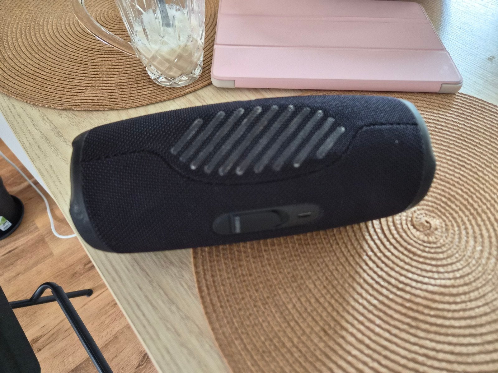 Foto 7 van JBL Charge 5 (zwart) - Zo goed als nieuw!