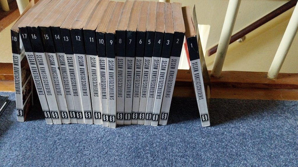 Sesam kunstgeschiedenis 18 delen, Gelezen, Ophalen of Verzenden, Overige onderwerpen, Zie beschrijving