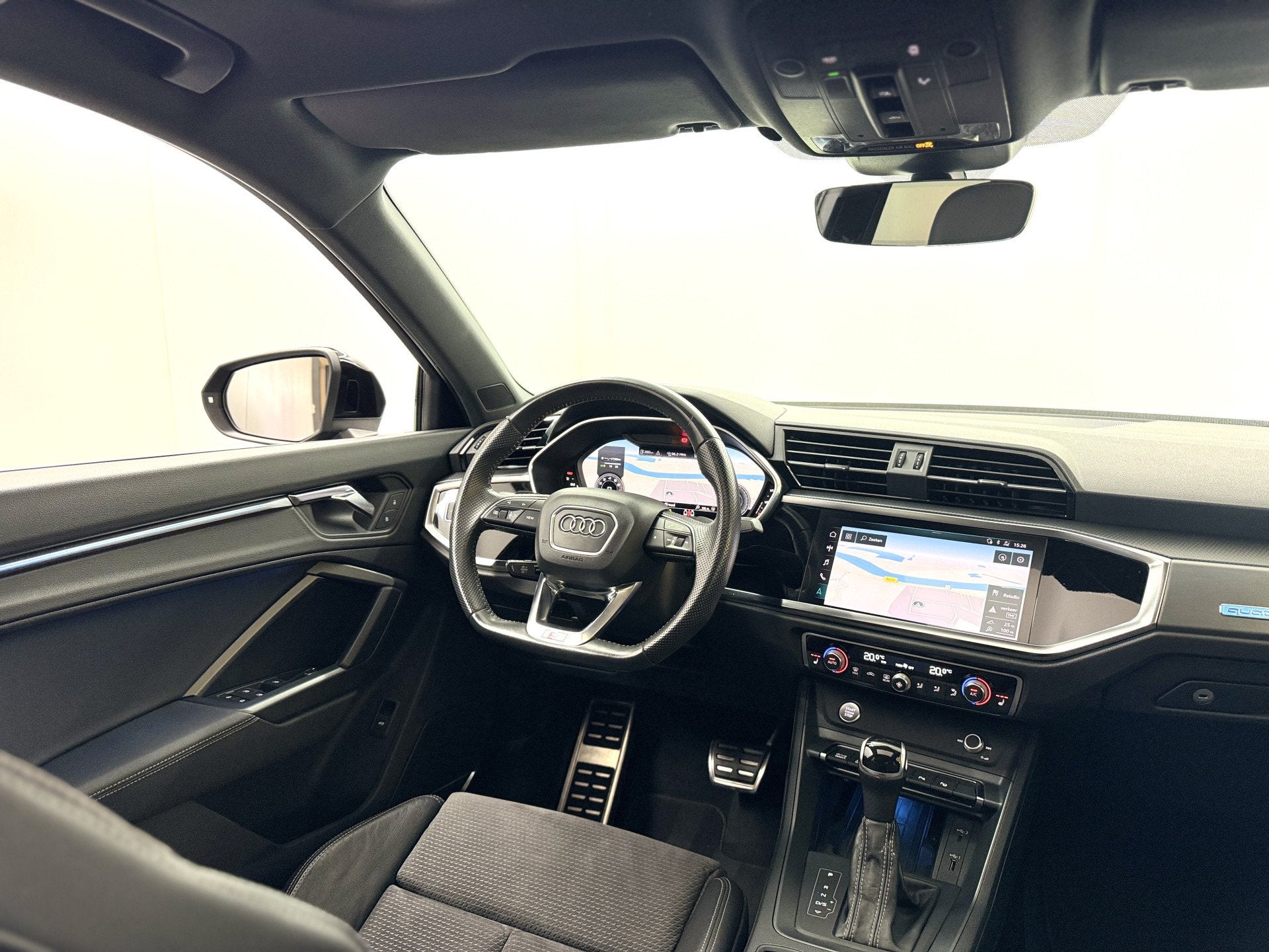 Audi Q3 45 TFSI quattro S Line 2x | Pano | B&O | Camera | Ma, Auto's, Audi, Gebruikt, Alcantara, Zwart, 14 km/l