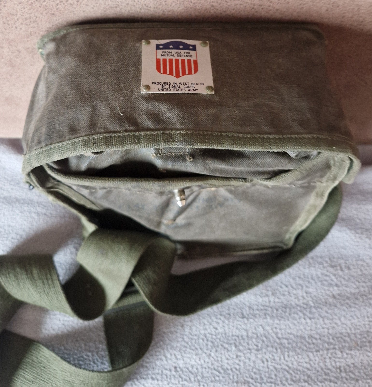 Vintage Militair Veldtelefoon EE-8-B-GY met Draagtas, Ophalen of Verzenden