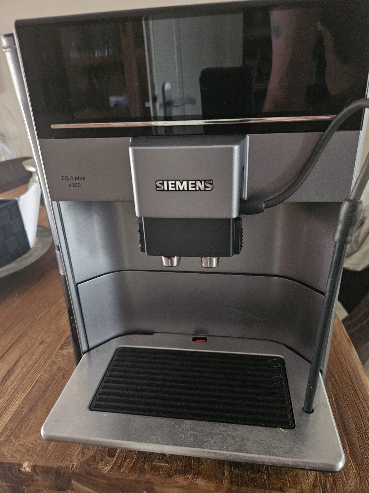 Siemens EQ.6 plus s100 volautomatischeespressomachine defect, Ophalen, Gebruikt, Espresso apparaat, Koffiebonen