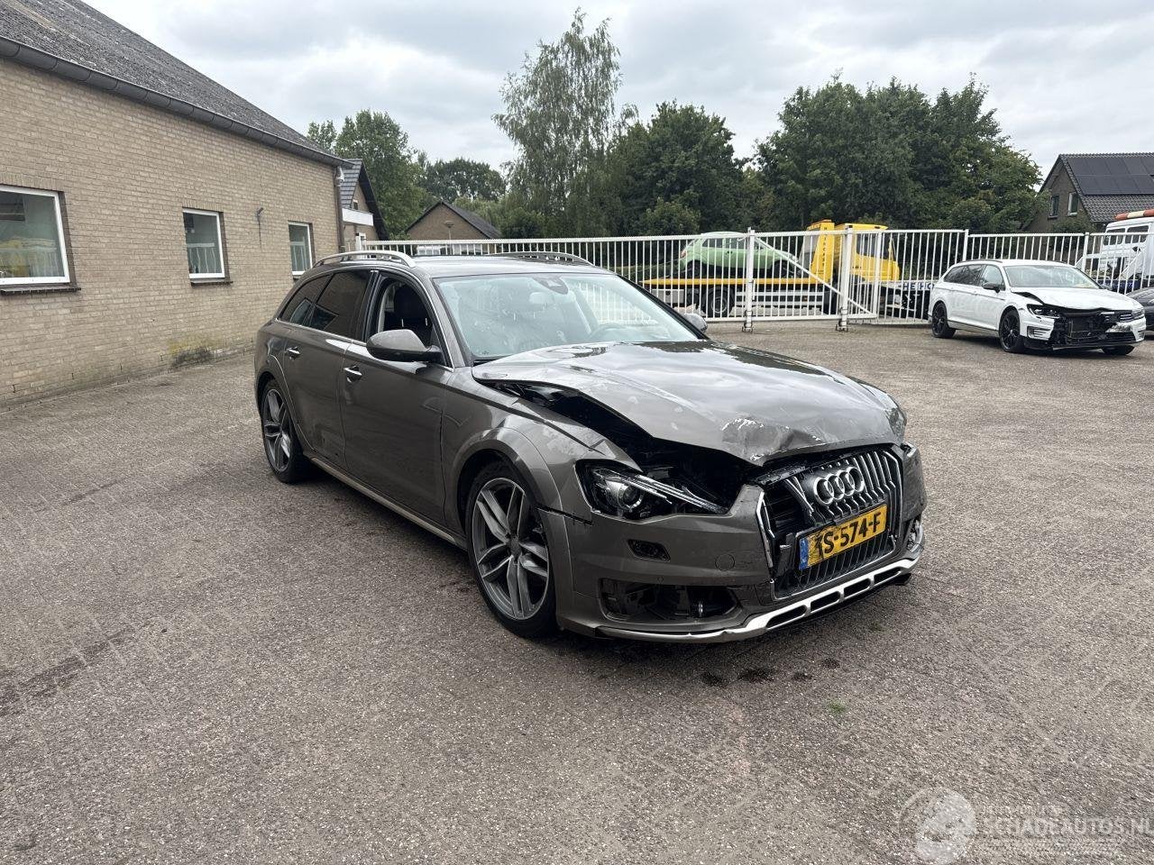 Audi A6 Allroad 3.0 TDI quattro Premium Edition REST BPM €, Auto diversen, Schadeauto's, Audi, Automaat, Diesel, Stationwagon