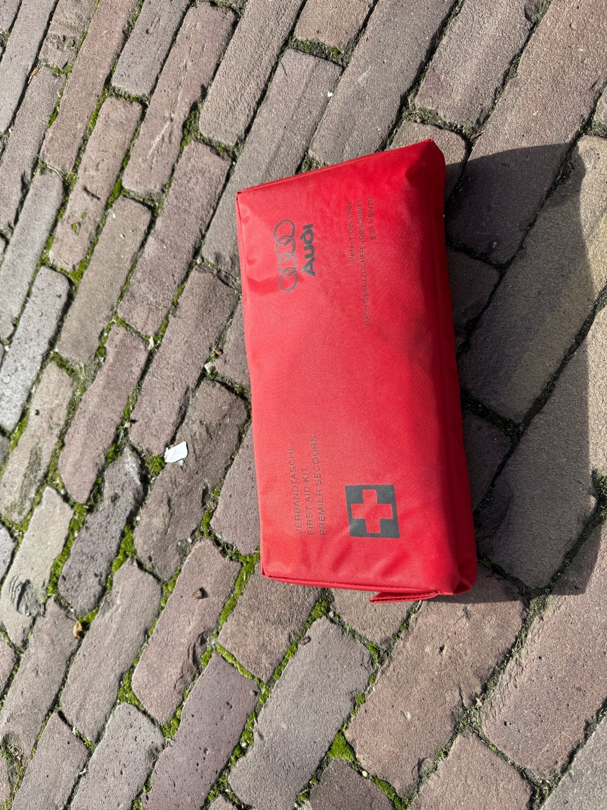 Originele Audi verbandset - Nieuw en compleet, Ophalen of Verzenden