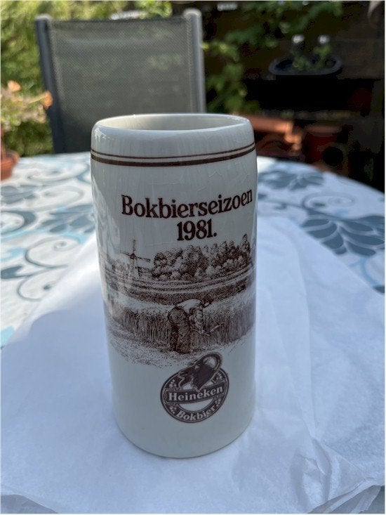 Heineken bokbierpul 1981, Ophalen of Verzenden, Zo goed als nieuw, Pul(len), Heineken