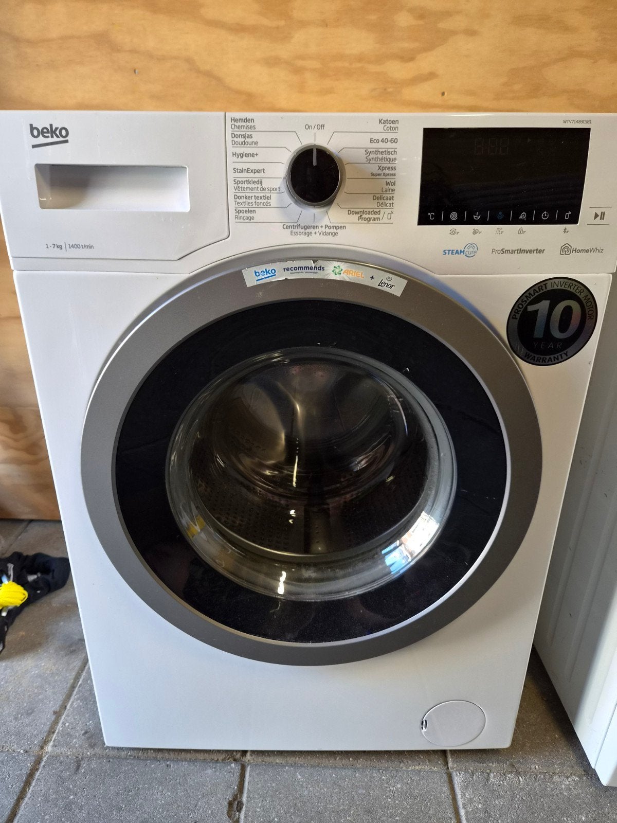 Beko Wasmachine/Lagers defect/Voor onderdelen/handige Harry, Witgoed en Apparatuur, Wasmachines, Ophalen, Voorlader, Niet werkend