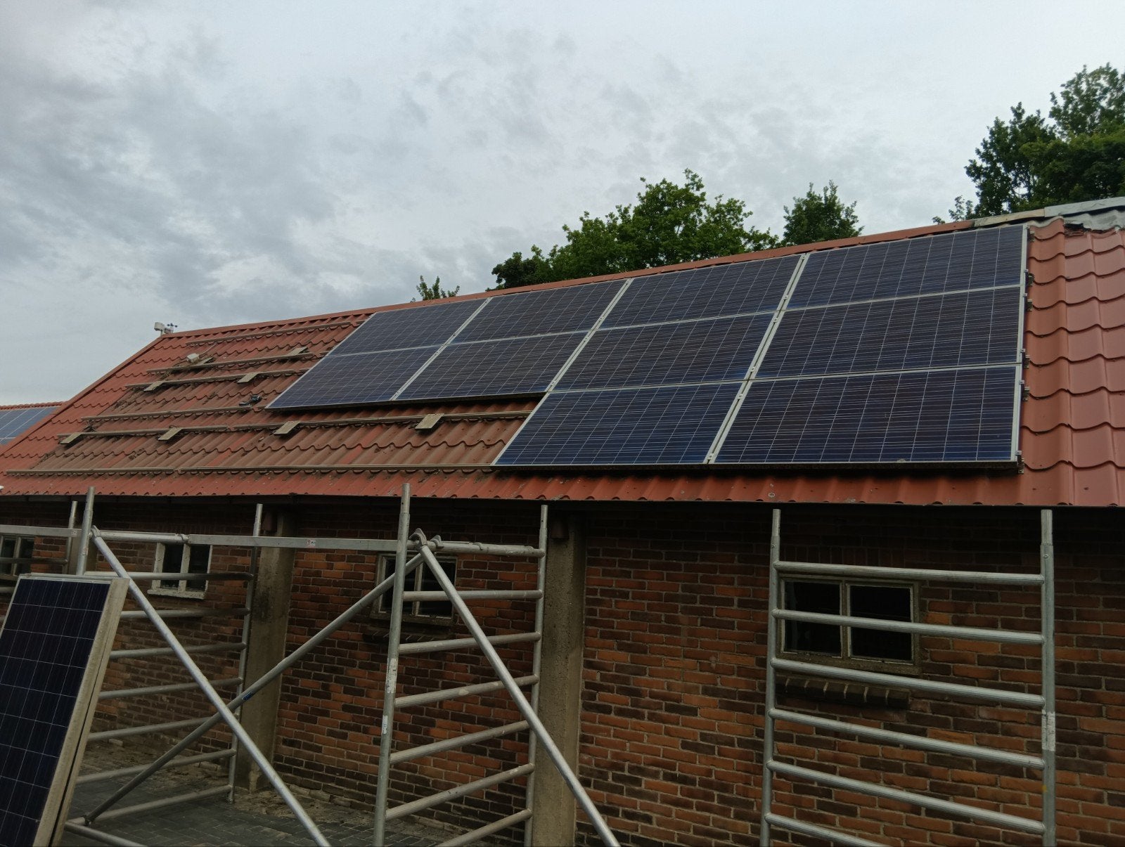 18 panelen 260Wp met Enphase micro omvormers zonder rails, Ophalen, Overige typen