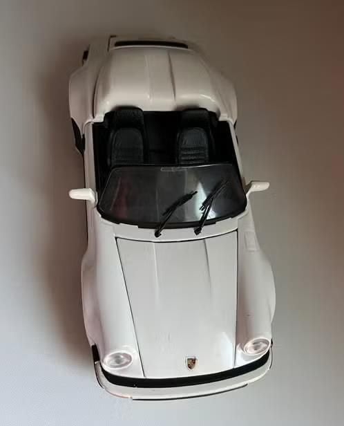 5 verschillende model auto’s schaal 1:24, Ophalen of Verzenden, Zo goed als nieuw, Auto, Bburago