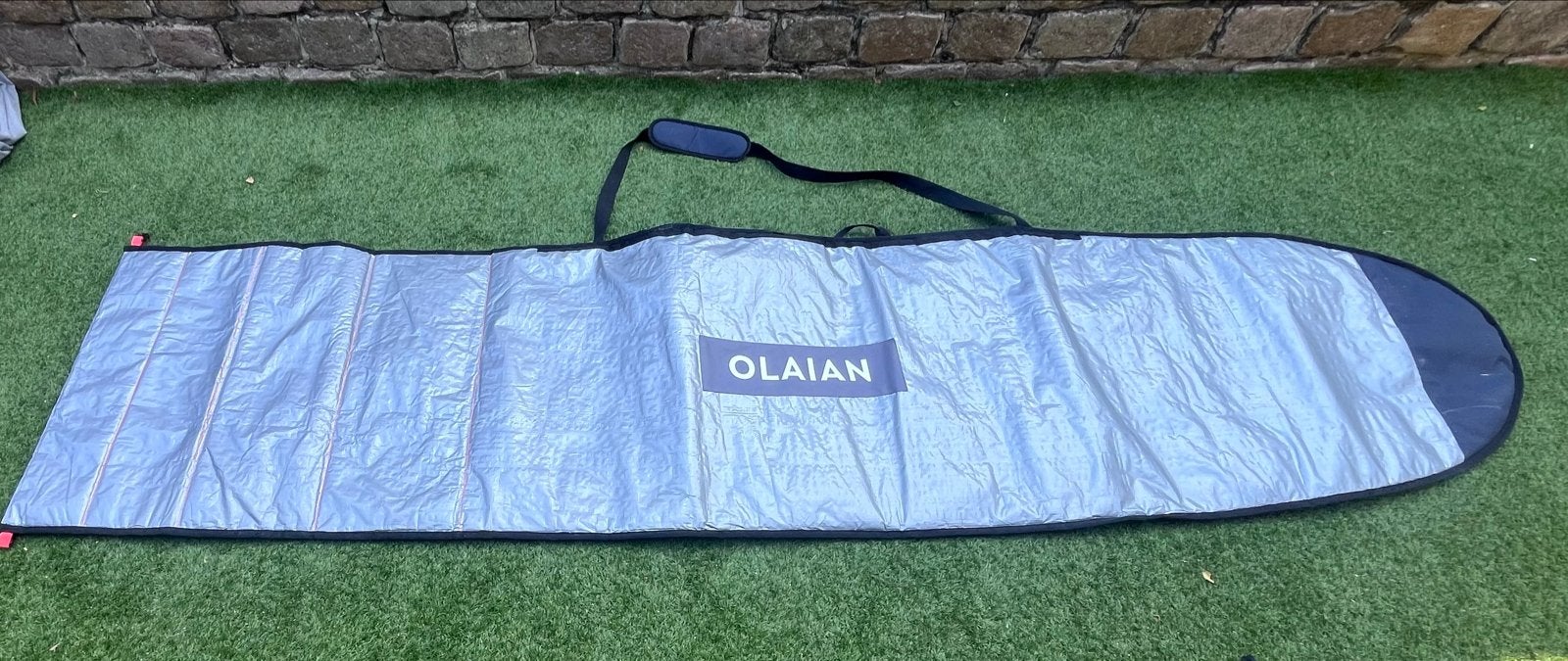 Olaian Surfboardtas tot 9' - Zo goed als nieuw, Ophalen of Verzenden, Zo goed als nieuw, Longboard, Met draagtas