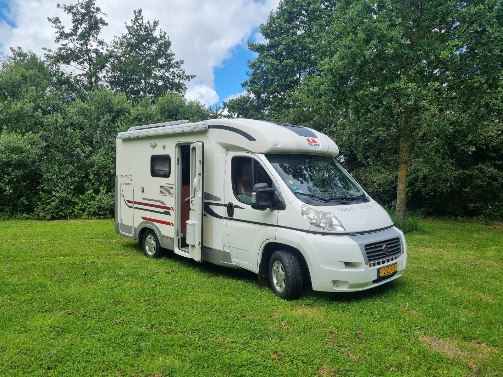 Adria Compact 2.3 JTD, Ringverwarming, Fiat, Achteruitrijcamera, Tot en met 3