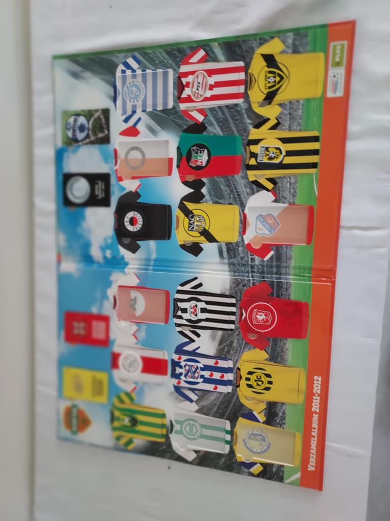 Verzamelalbum Club Munten Eredivisie 2011-2012, Ophalen of Verzenden, Zo goed als nieuw, Overige binnenlandse clubs, Boek of Tijdschrift