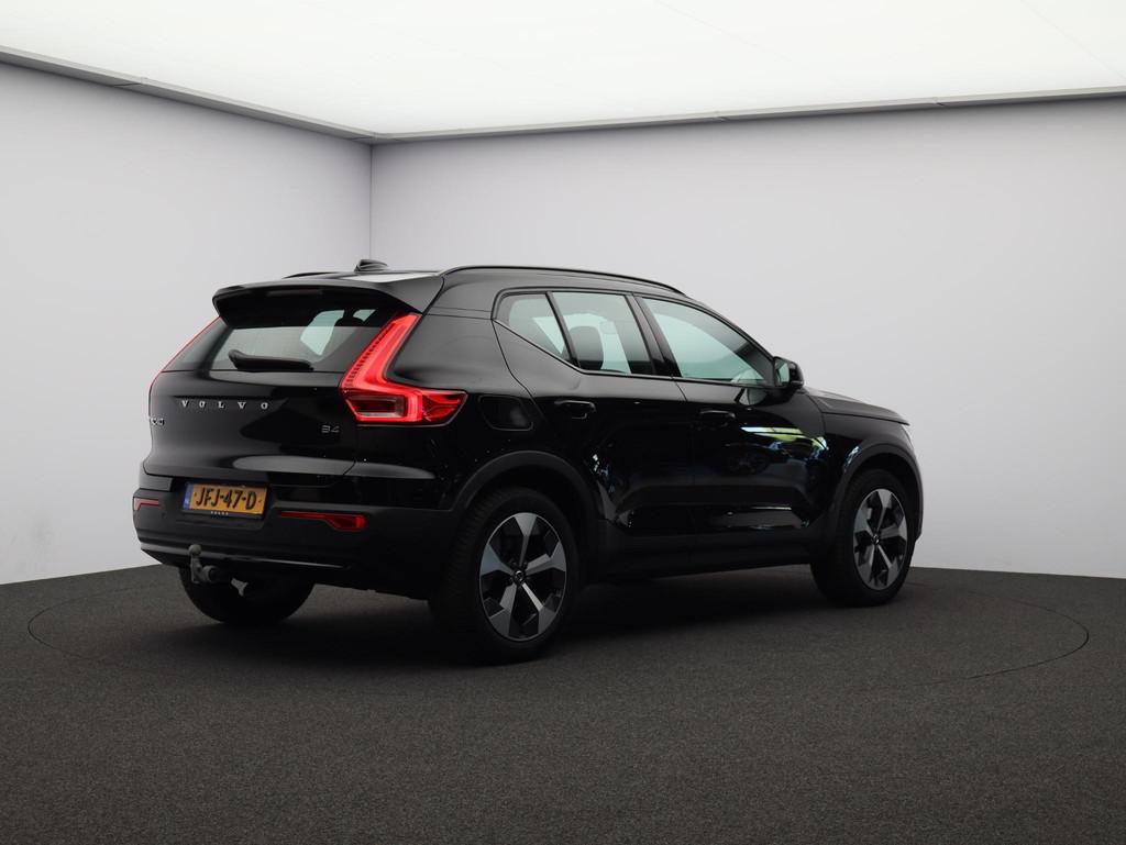Volvo XC40 2.0 B4 Plus Dark / Trekhaak / Elektr bed. stoelen, Auto's, Volvo, Gebruikt, 4 cilinders, Zwart, Origineel Nederlands