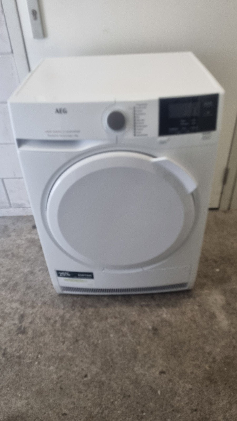 aeg condensdroger, Ophalen, 6 tot 8 kg, Minder dan 85 cm, Zo goed als nieuw