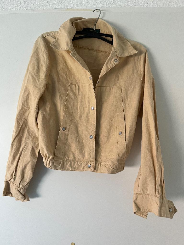 Kort beige jasje maat 38, Verzenden, Beige, Zo goed als nieuw, Jasje