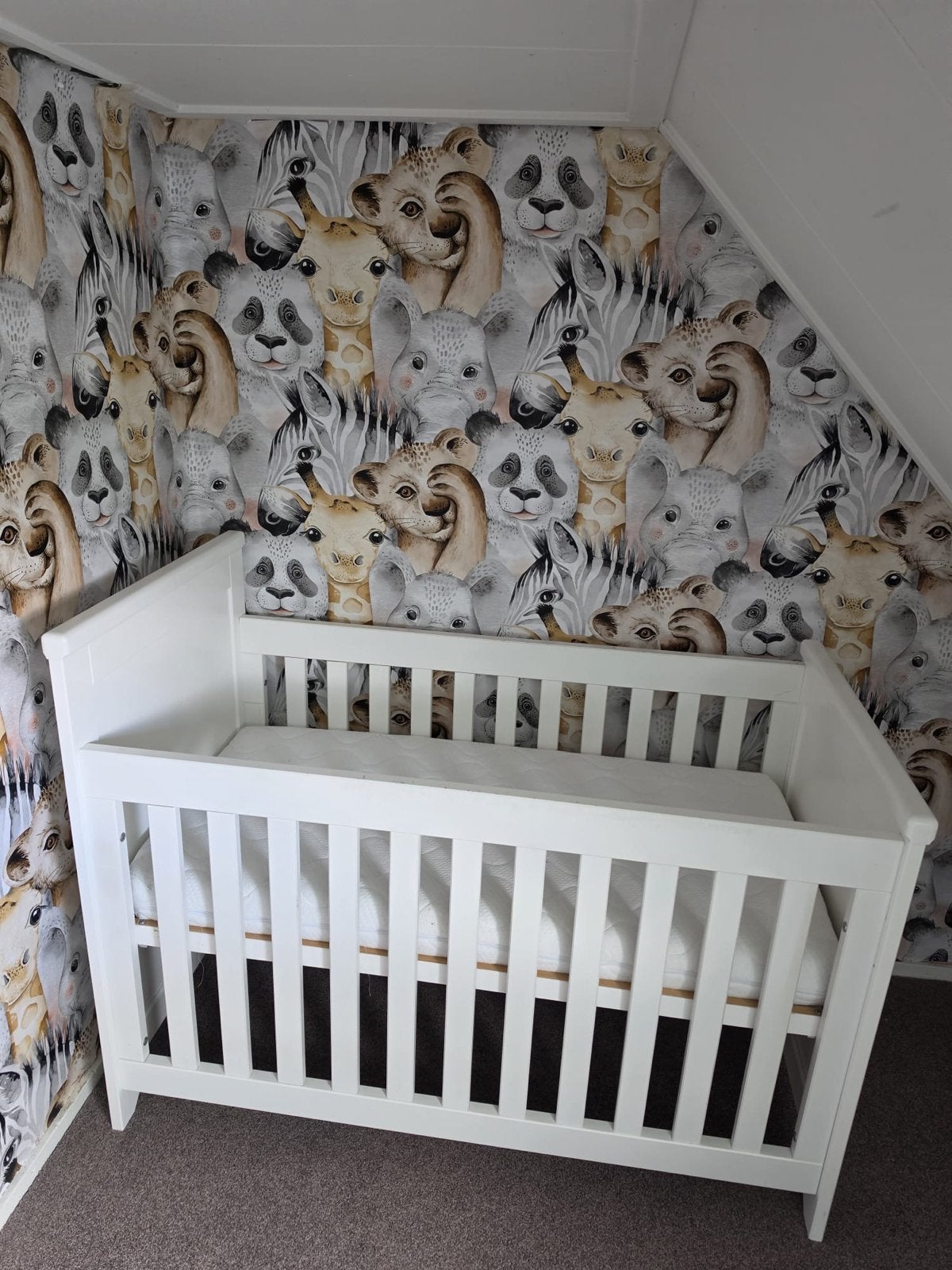 Complete babykamer: Ledikant en commode, Ophalen of Verzenden, Zo goed als nieuw, Jongetje of Meisje