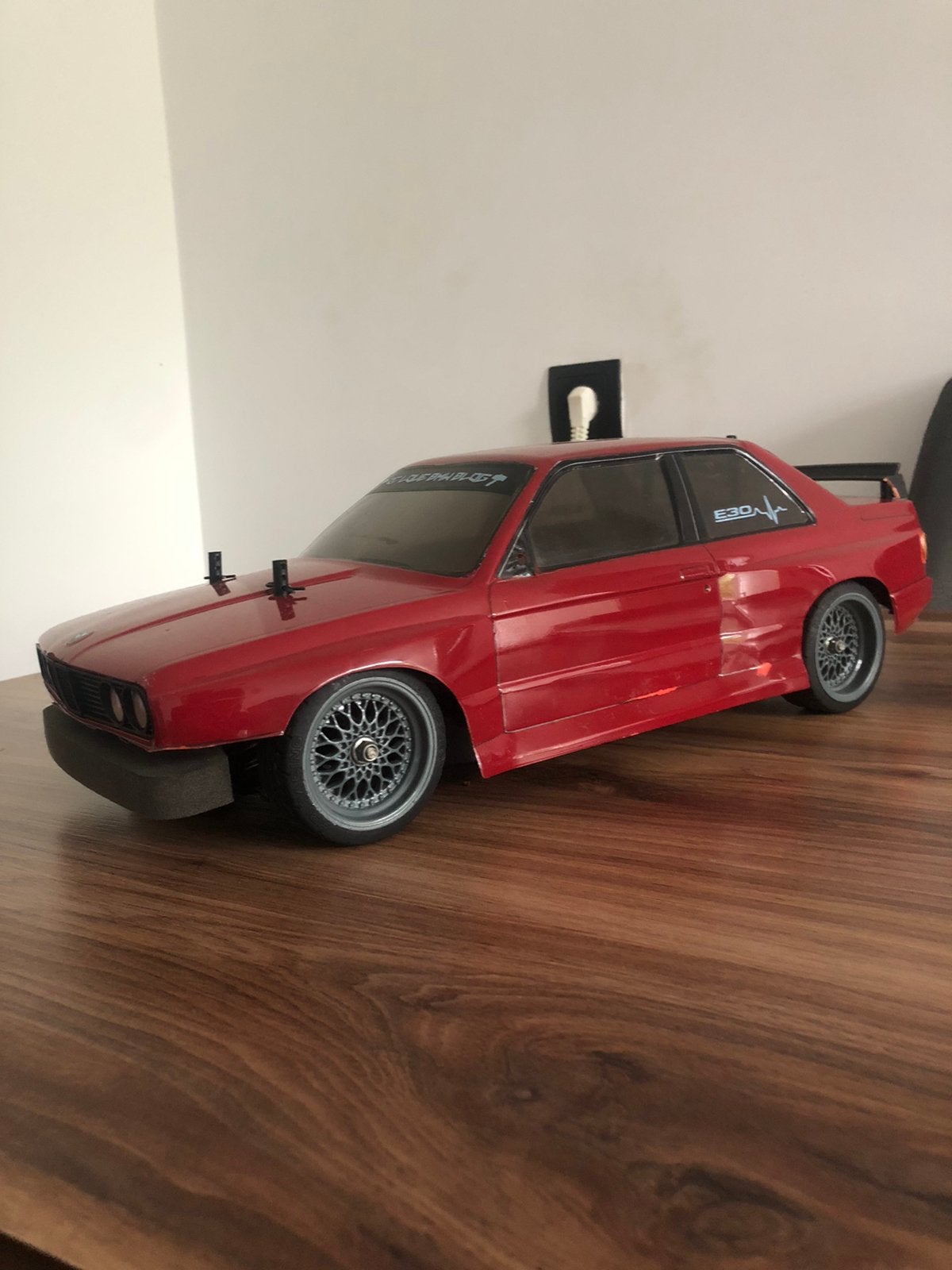BMW E30 Bestuurbare auto RC TE KOOT, Ophalen, Zo goed als nieuw, Overige merken