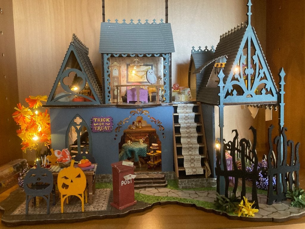 Te koop, Halloween huisje, Ophalen of Verzenden, Zo goed als nieuw