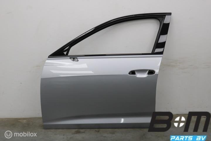 Portier LV Audi A6 4K Avant LZ7G 4K0831051A, Gebruikt