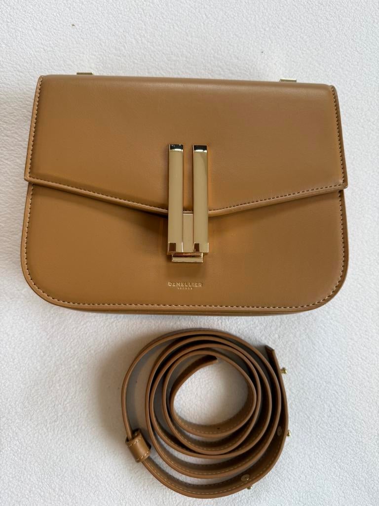 DeMellier Vancouver crossbodytas kleur: Deep Toffee Smooth, Ophalen of Verzenden, Nieuw, Bruin, Schoudertasje