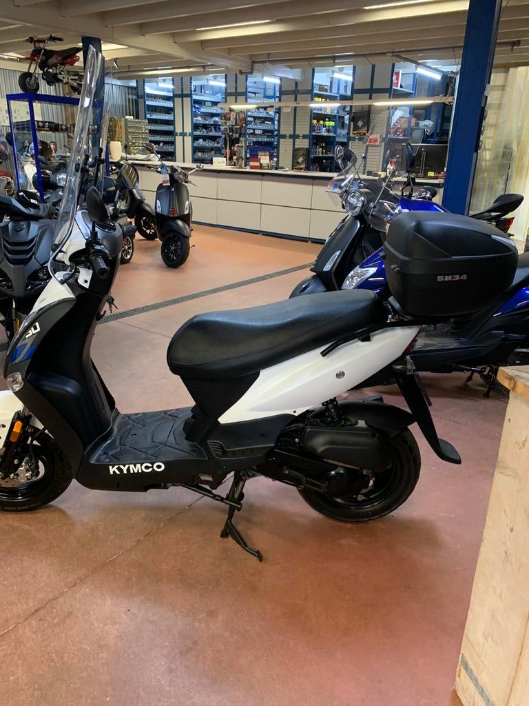 Gebro scooters : Kymco agility 45KM BROM BJ2018, Maximaal 45 km/u, Ophalen of Verzenden, Zo goed als nieuw, 50 cc