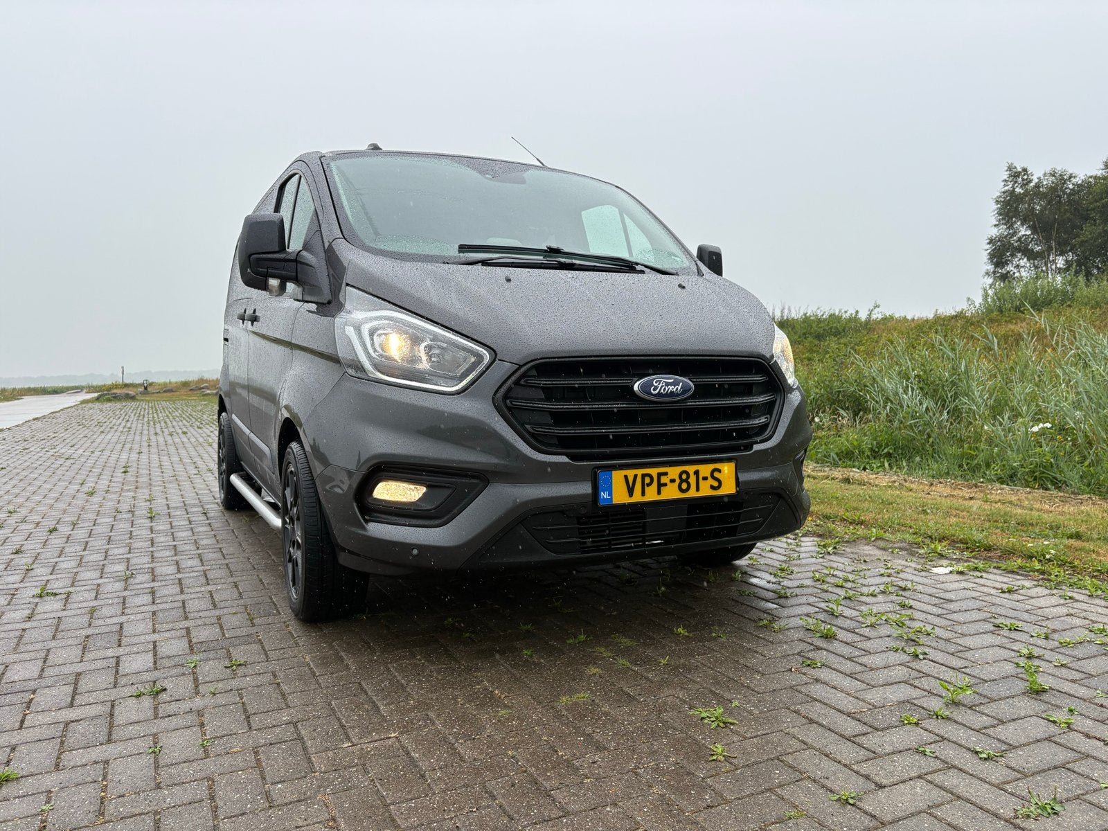 Ford Transit Custom 300. 2.0 Tdci 130PK 320 L1h1 2022 Grijs, Voorwielaandrijving, Stof, 1995 cc, 4 cilinders