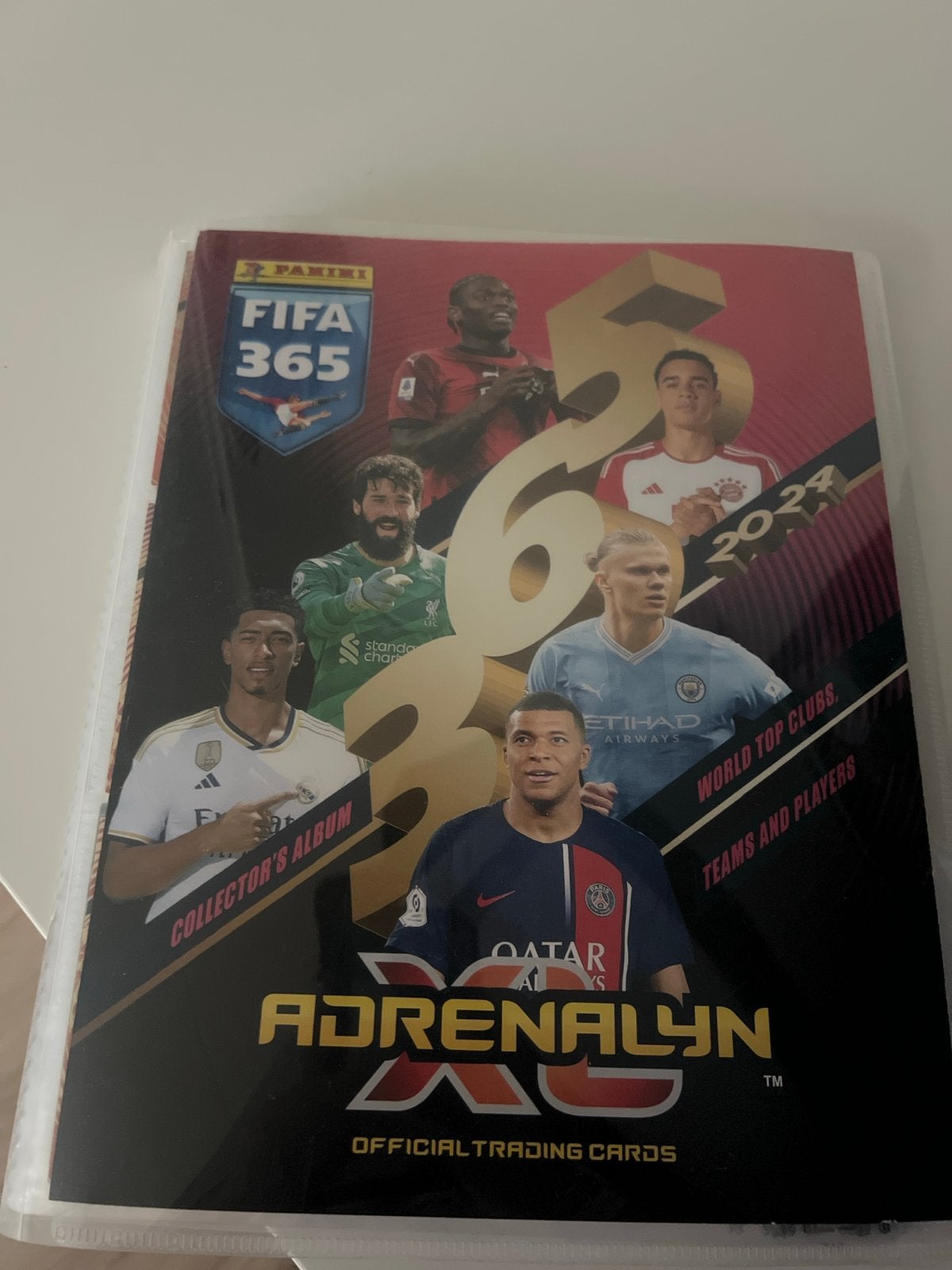 Panini FIFA 365 Adrenalyn XL 2024 Collector's Album, Verzenden, Zo goed als nieuw, Overige sporten, Spelerskaart