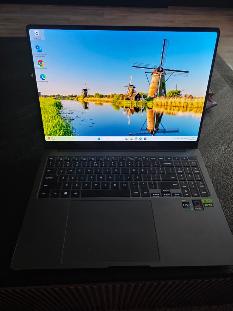 koop: Samsung Galaxy Book3 Ultra, Computers en Software, Windows Laptops, Ophalen of Verzenden, Zo goed als nieuw, Gaming, SSD