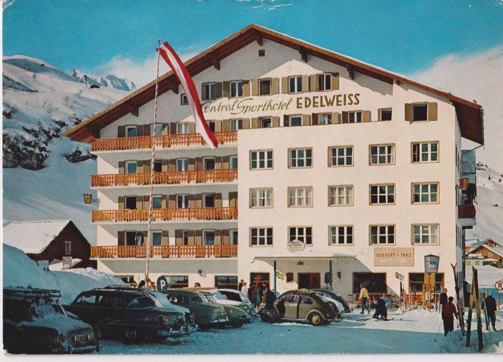 Oostenrijk, Zurs am Arlberg met auto's Volkswagen Kever, Ophalen of Verzenden, 1960 tot 1980, Ongelopen, Oostenrijk